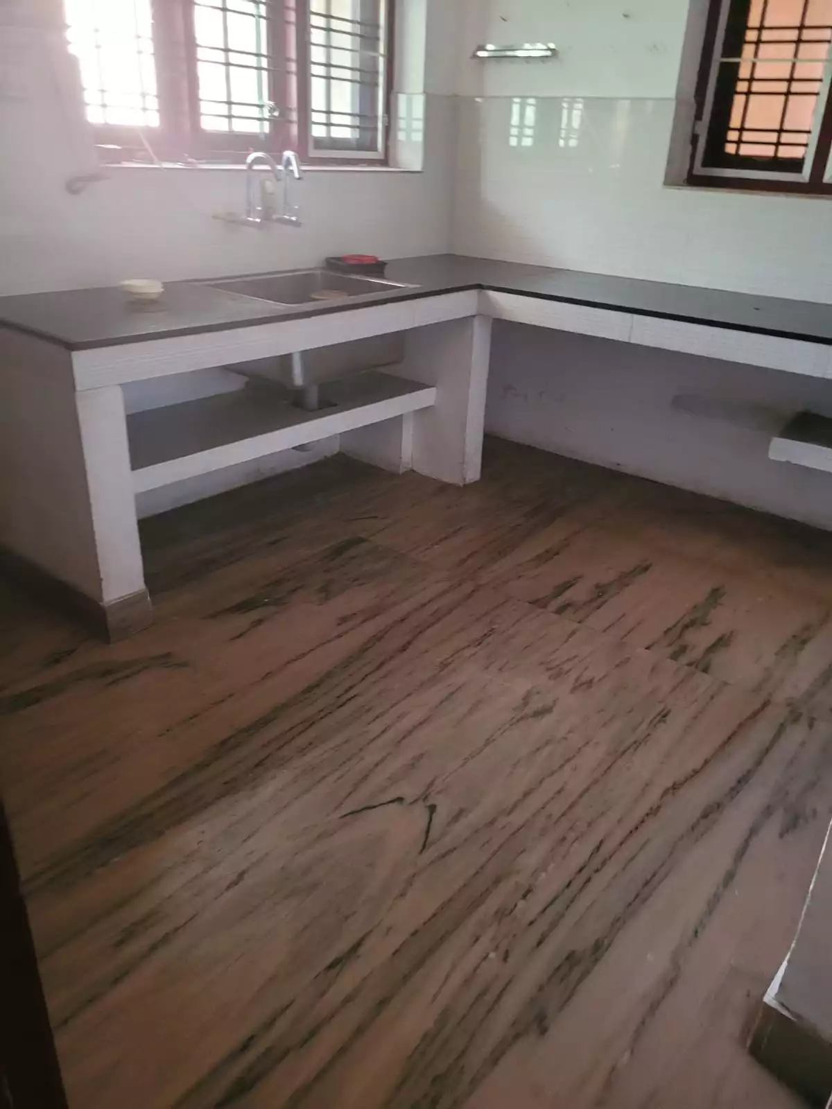 2 BHK House for Rent at Kaloor, Kochi - First floor 