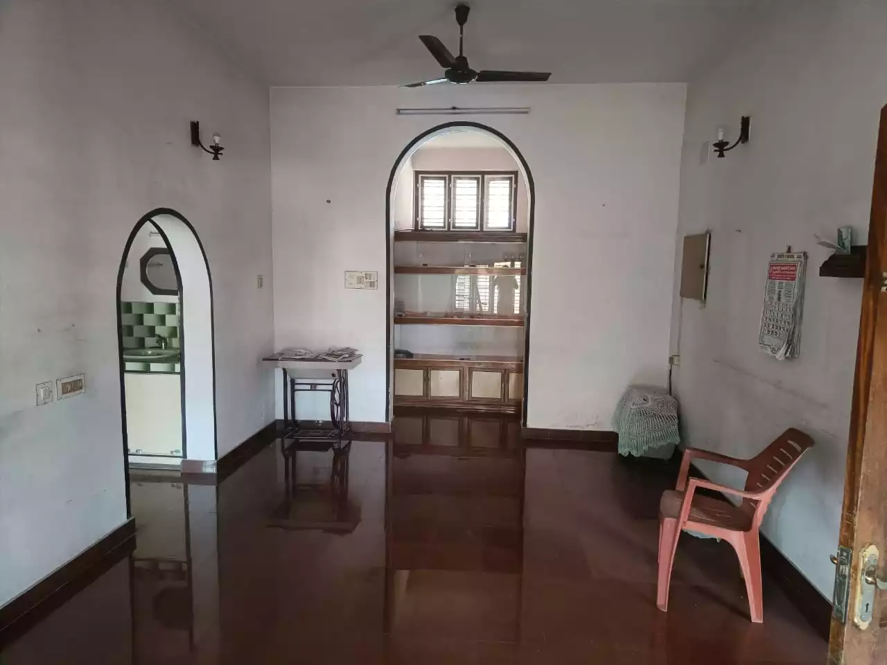 2 BHK House for Rent at Kaloor, Kochi - First floor 