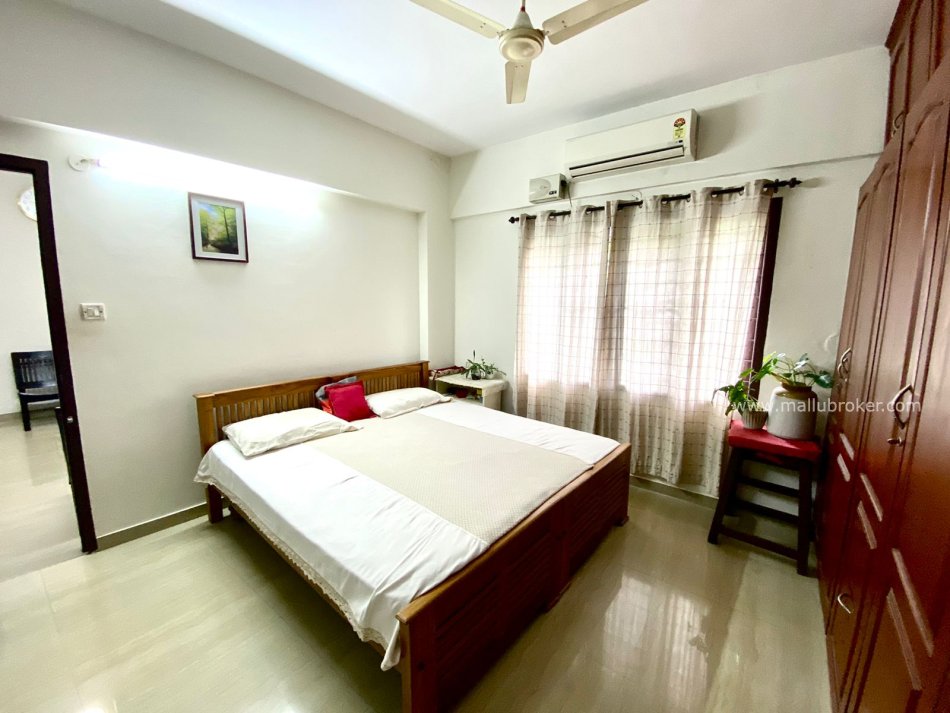 3 BHK Fully Furnished Apartment for Sale at Vytilla, Kochi