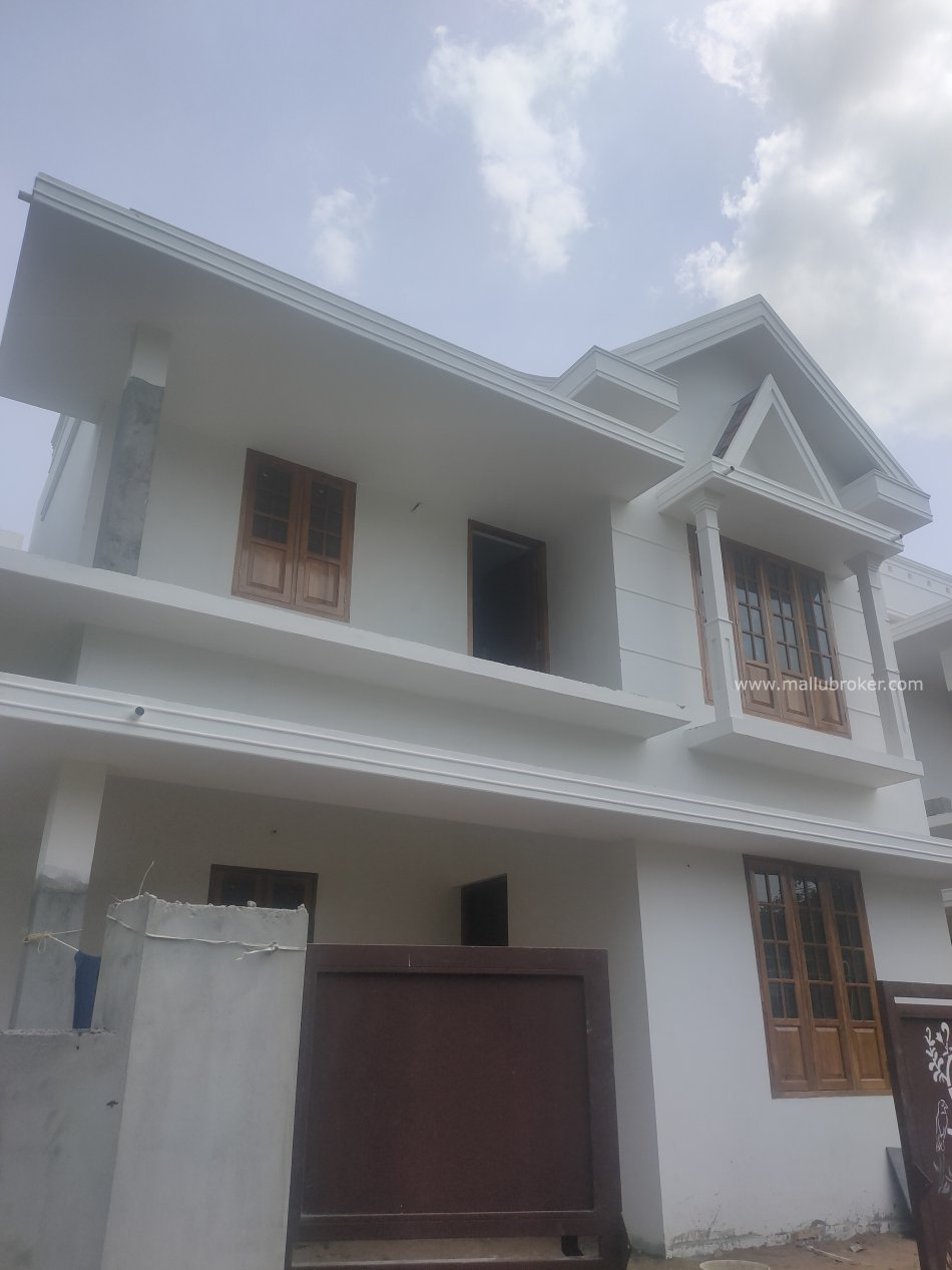 4 BHK Villa for Sale at Vennala, Cochin