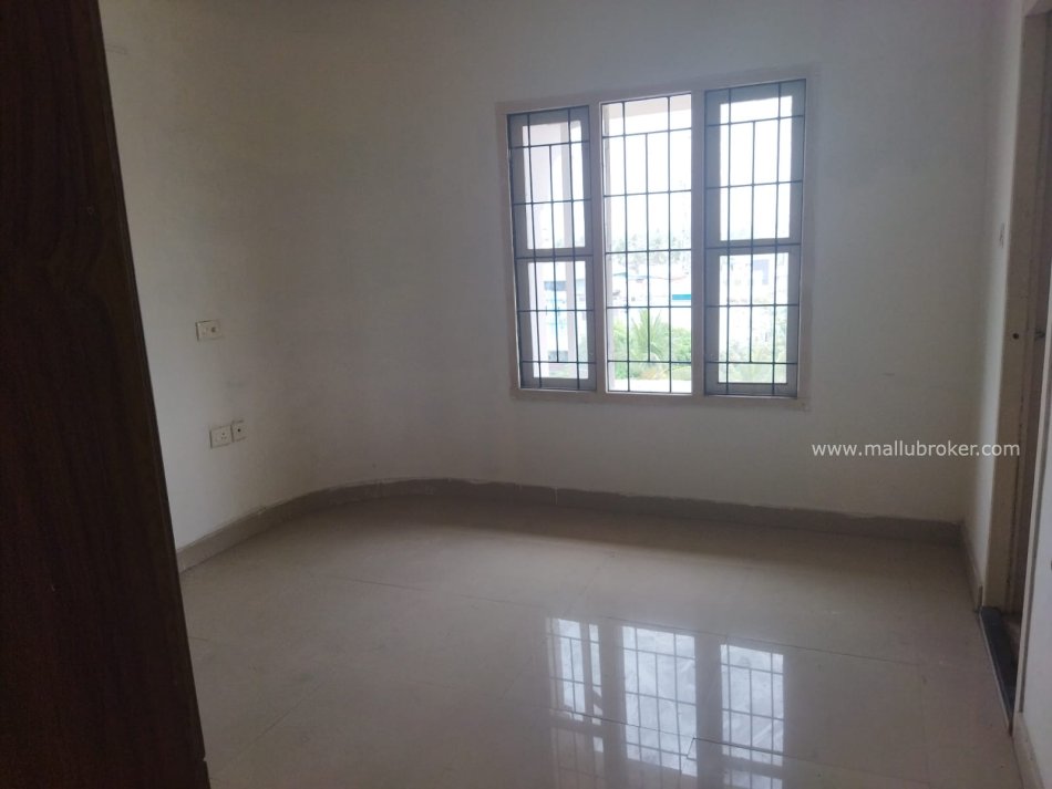 3 BHK Apartment for Sale at Thykoodam 50 Lacs