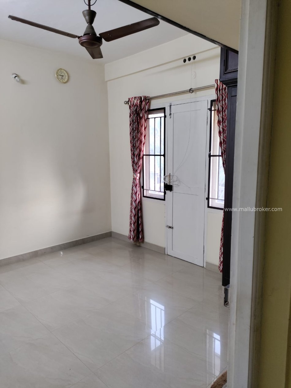 3bhk apartment for sale in thripunithara near pavamkulangara @42lacs