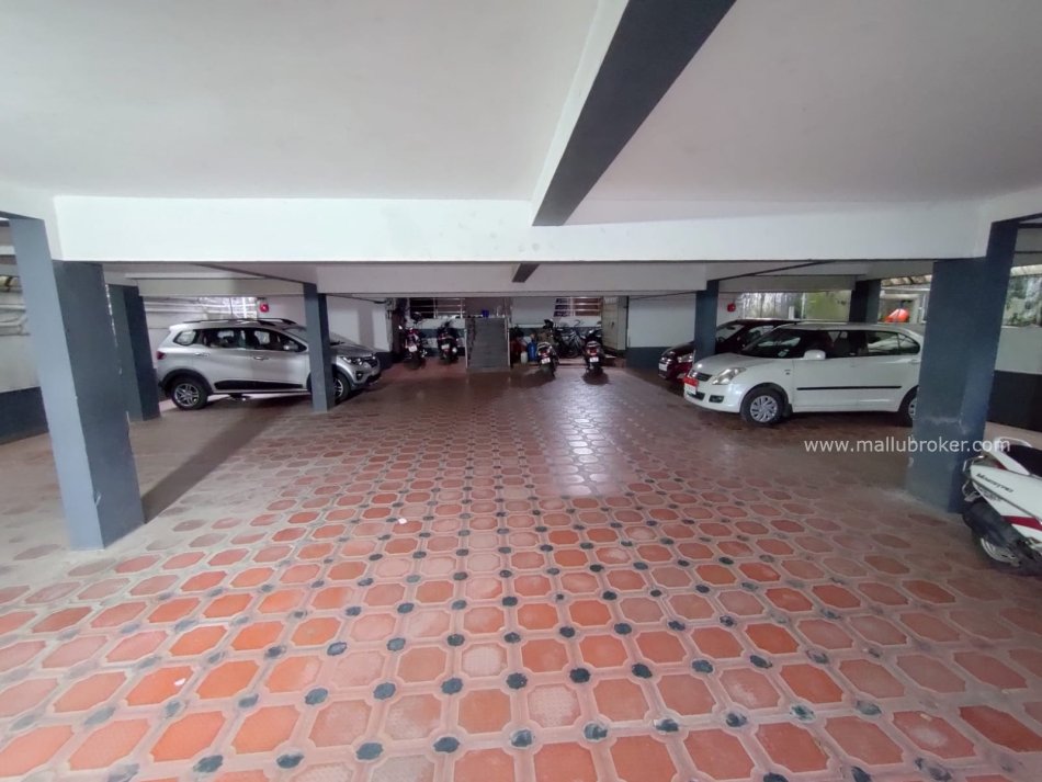 3bhk apartment for sale in thripunithara near pavamkulangara @42lacs