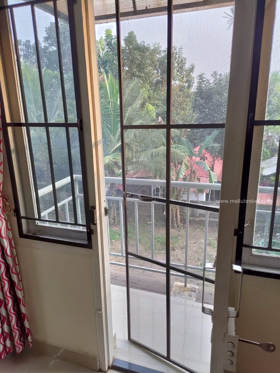 3bhk apartment for sale in thripunithara near pavamkulangara @42lacs