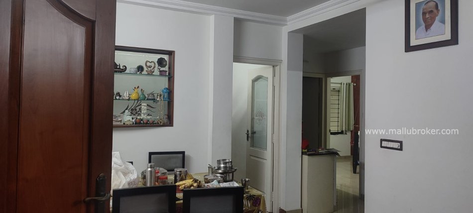 3bhk flat for sal e in palarivattoom @49lacs