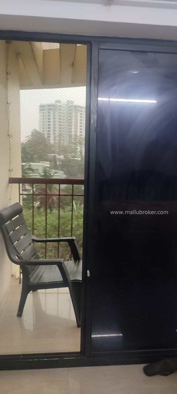 3bhk flat for sal e in palarivattoom @49lacs