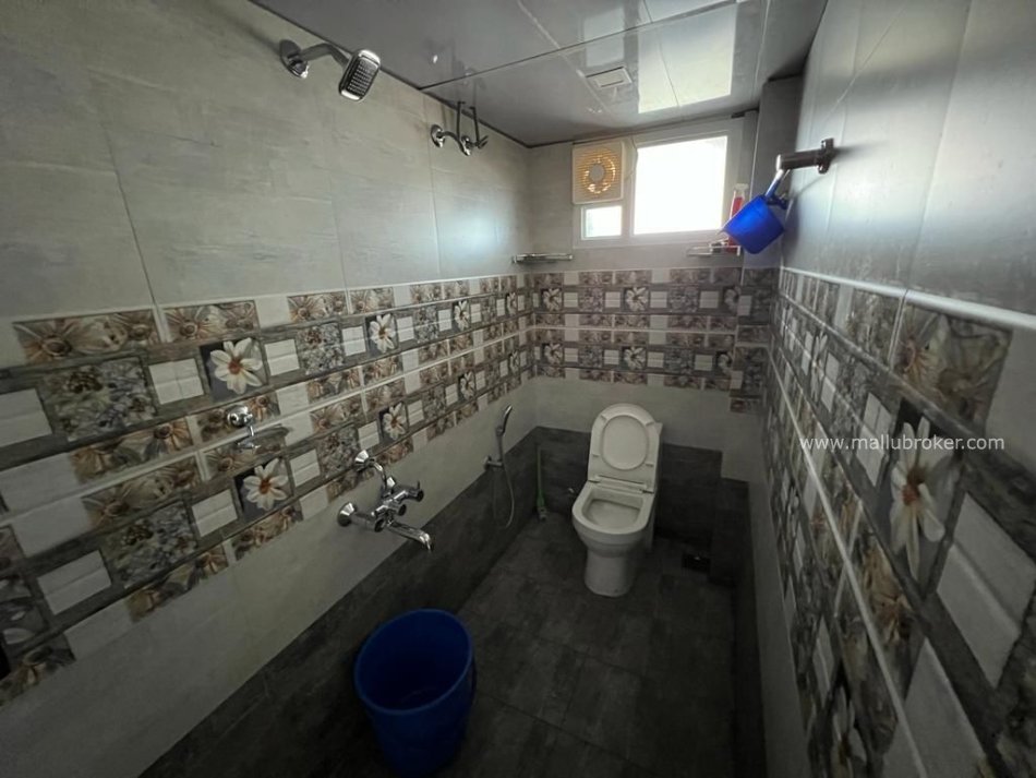 2bhk fully furnished flat rent in kaloor @ 25k