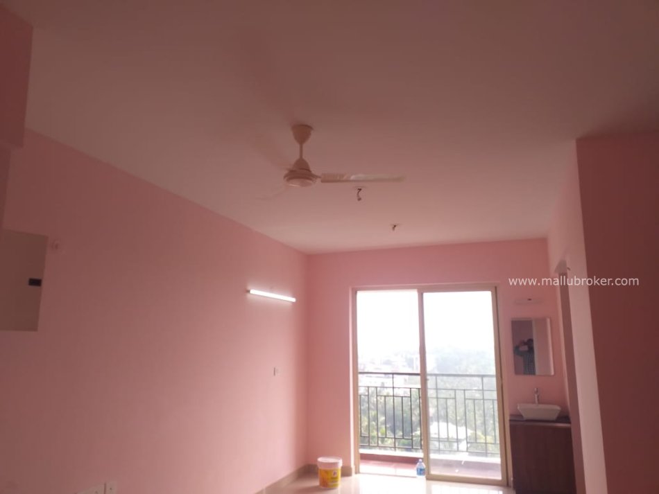 3BHK semi furnished Flat for rent in kakkanadu