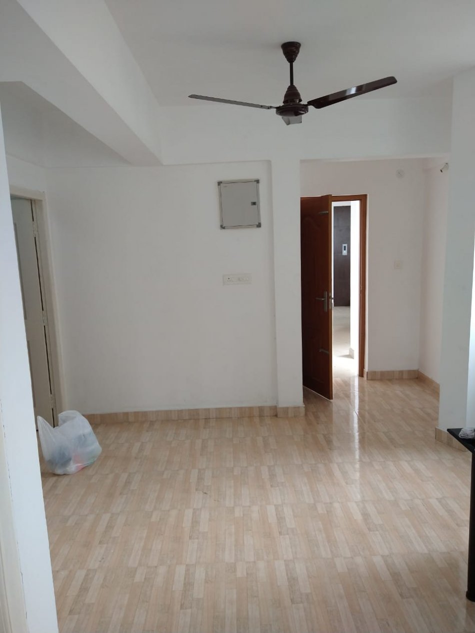 2BHK APARTMENT FOR RENT AT PALARIVATTOM 15K ONLY
