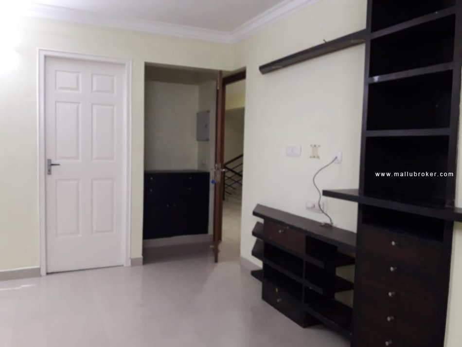 3 Bhk apartment for sale at vytilla