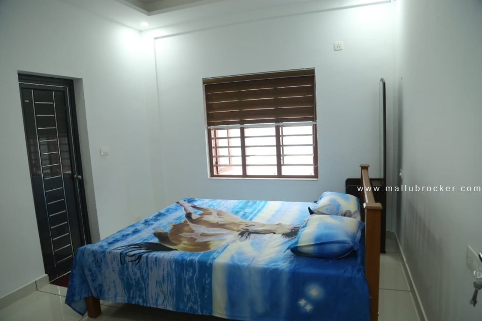 2 bhk fully furnished apartment for rent at Nettoor
