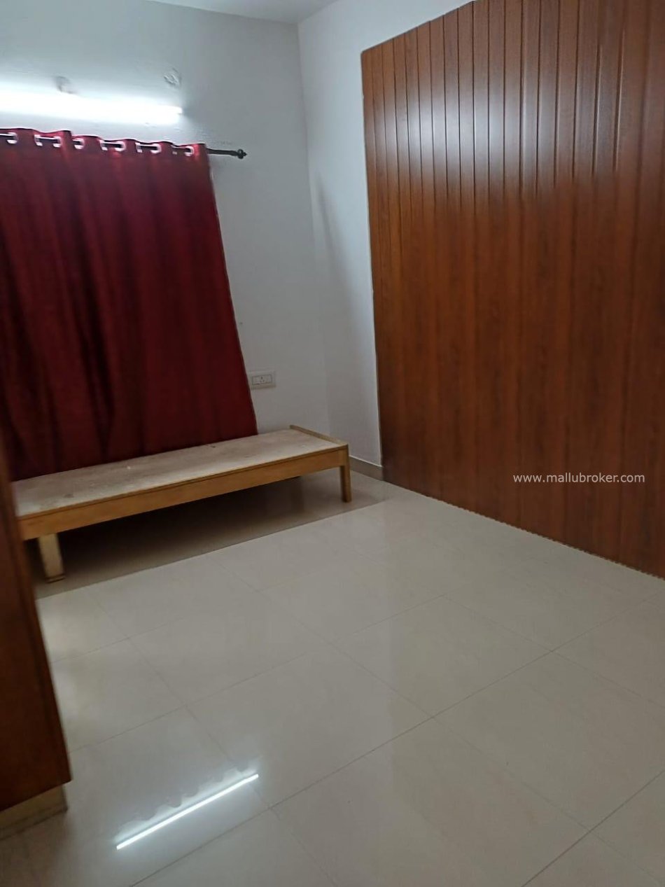 3 bhk/ 2T flat for sale 