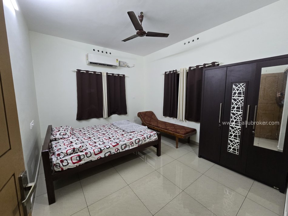 Upstairs 2bhk of a villa for rent